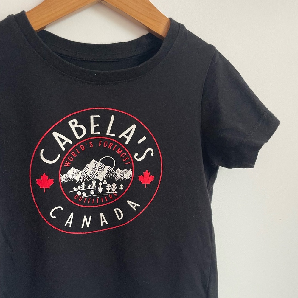 6/$21💥Cabela's 🇨🇦 Canada Graphic T-Shirt, Mountains & Forest, Short Sleeves